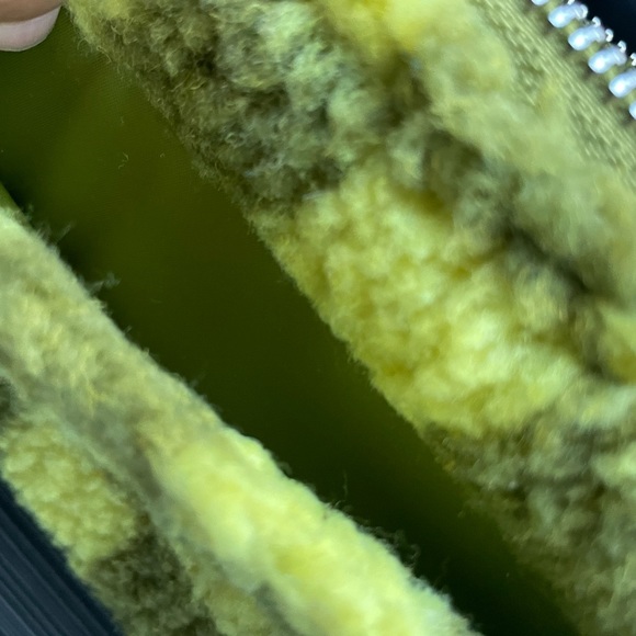 No Boundaries Women’s Zip Around Wristlet Wallet. - Picture 4 of 7